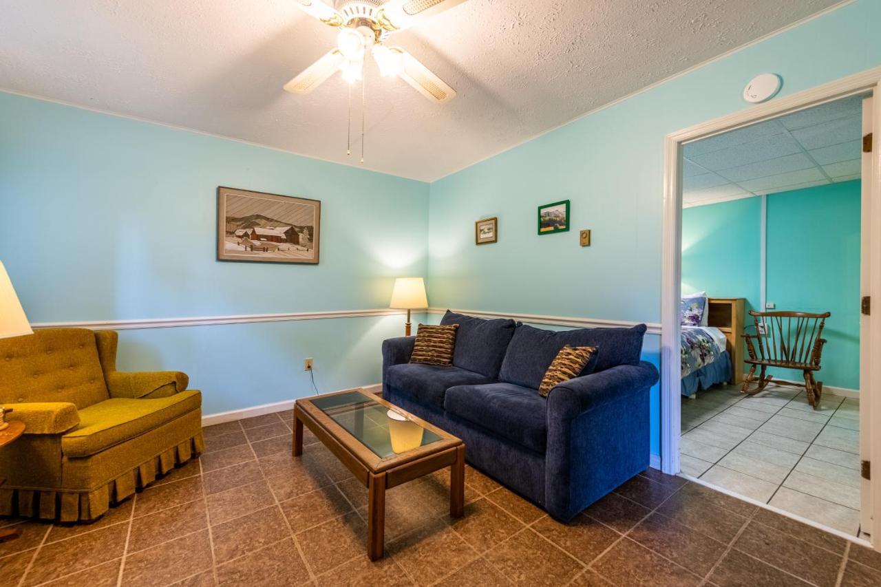 Hood Lower Lake Junaluska Exterior photo